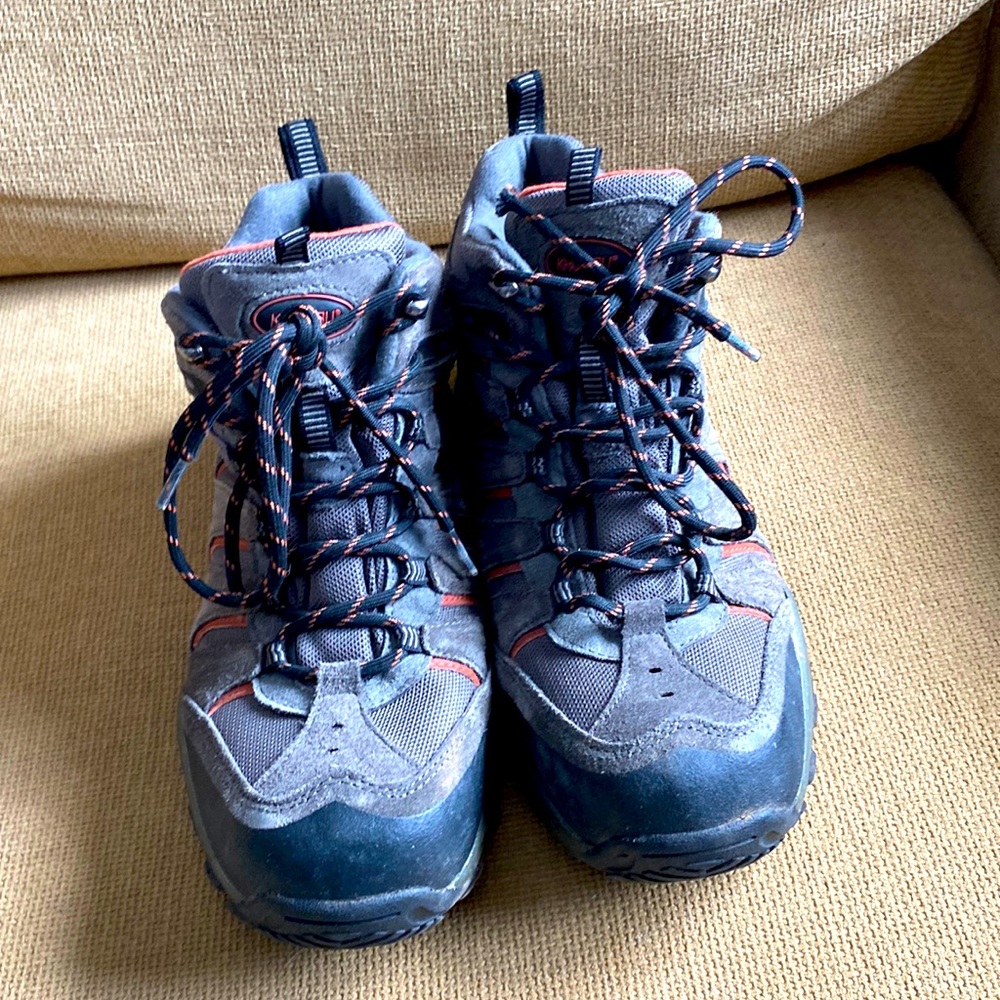 Khombu hiking boots